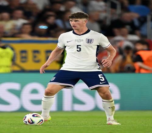 热刺主场遭,李斯特城逆,宾福特险赢,乐鱼体育,乐鱼体育app,乐鱼体育官网,乐鱼体育下载,乐鱼体育入口