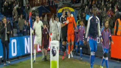 哈尔滨亚冬会盛大开幕 满城欢腾迎佳节